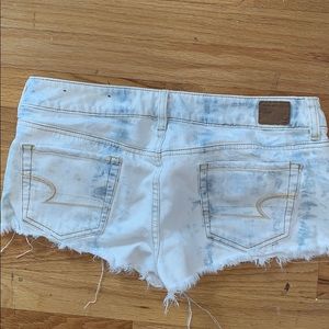 Jean shorts bleached